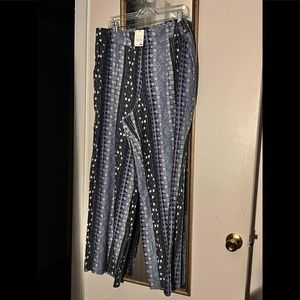 Cato’s navy blue pants